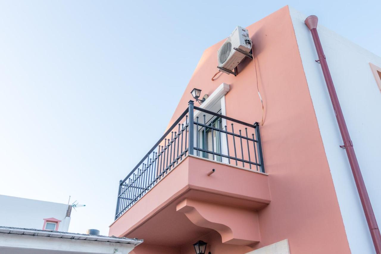 Vrisanos Apartment Pitsidia Exterior foto